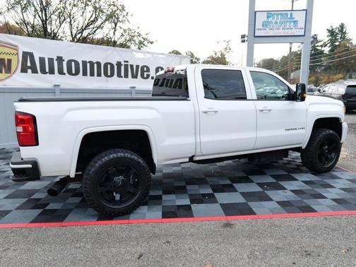 2016 GMC Sierra 2500 Denali