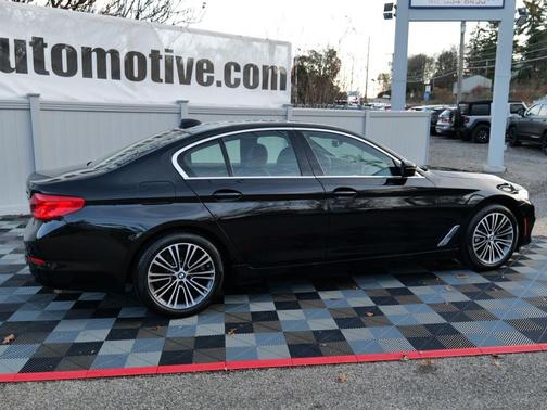 2019 BMW 530 i xDrive