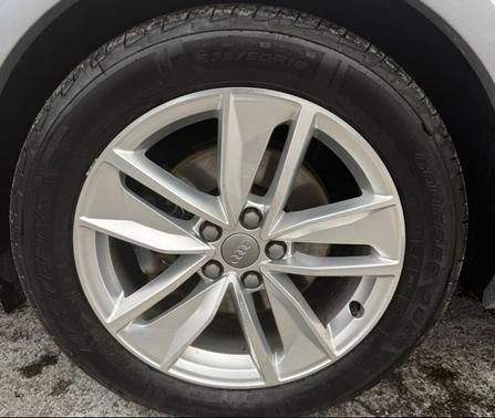 2017 Audi Q3 2.0T Premium Plus