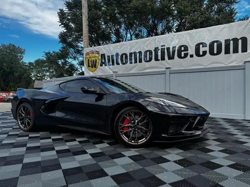 Carbon Flash Metallic 2024 Chevrolet Corvette Stingray w/2LT