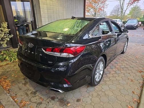 2018 Hyundai SONATA ECO