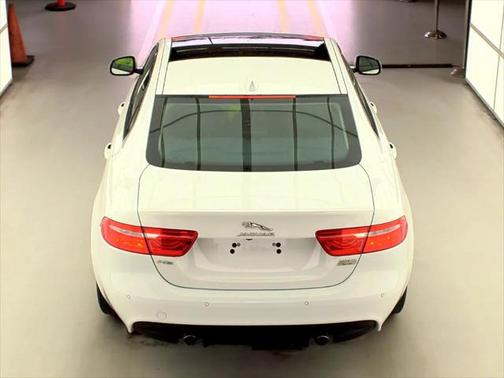 2018 Jaguar XE 25t Premium