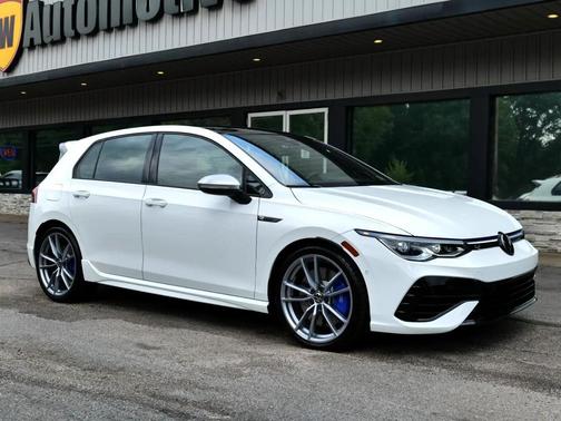2024 Volkswagen Golf R 2.0T Manual