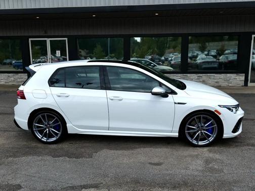 2024 Volkswagen Golf R 2.0T Manual