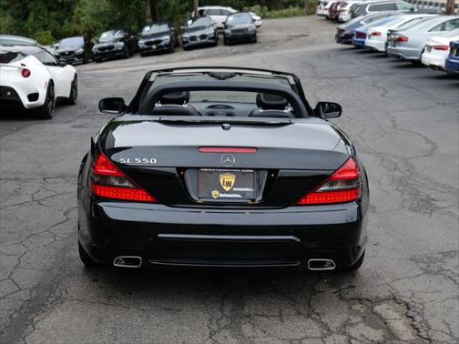 2011 Mercedes-Benz SL-Class SL 550