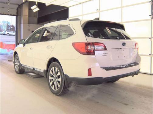 2017 Subaru Outback 3.6R Touring