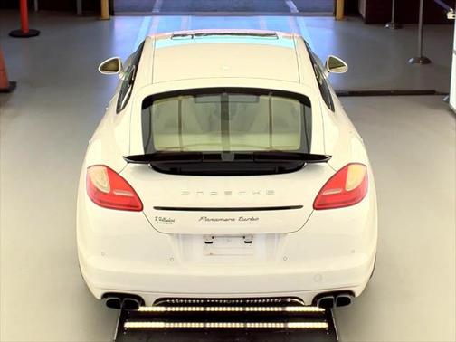 2012 Porsche Panamera Turbo