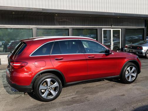 2019 Mercedes-Benz GLC 300 Base