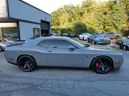 2017 Dodge Challenger SRT Hellcat