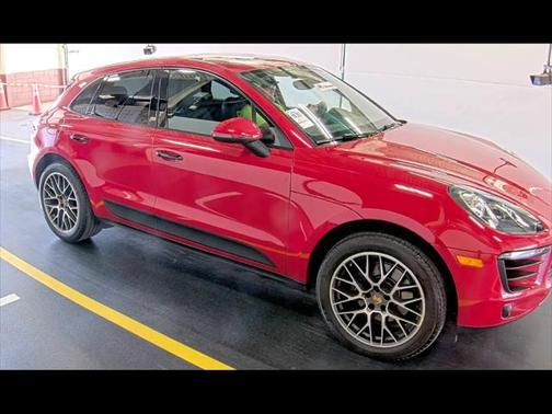 2018 Porsche Macan Base