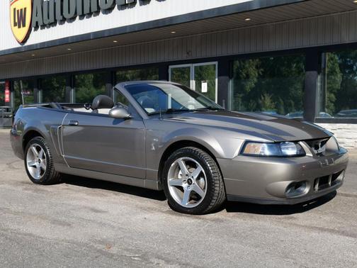 2003 Ford Mustang SVT Cobra