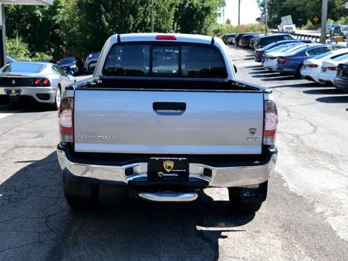 2014 Toyota Tacoma Base