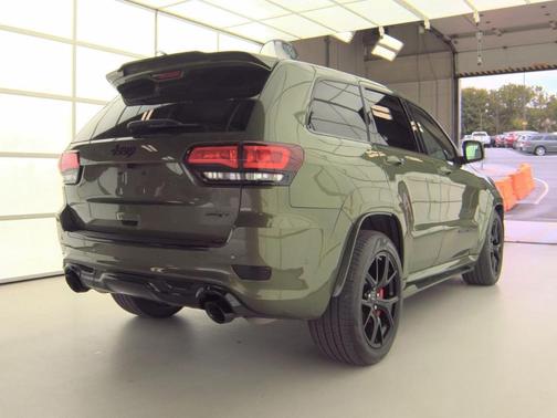 2020 Jeep Grand Cherokee SRT