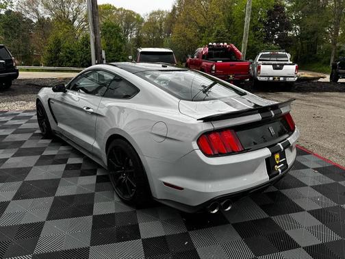 Gray 2017 Ford Shelby GT350 Base