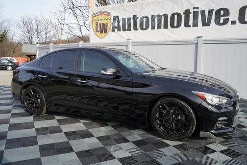 2015 INFINITI Q50 Base