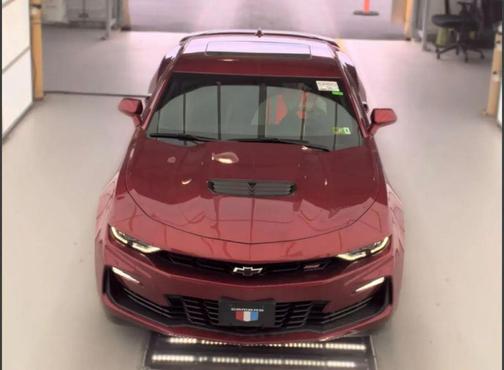 Wild Cherry Tintcoat 2022 Chevrolet Camaro 1SS