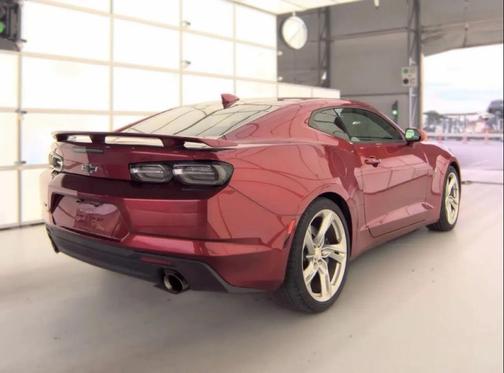 Wild Cherry Tintcoat 2022 Chevrolet Camaro 1SS