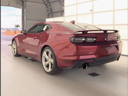 Wild Cherry Tintcoat 2022 Chevrolet Camaro 1SS