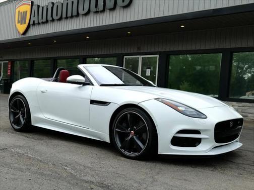 2019 Jaguar F-TYPE R