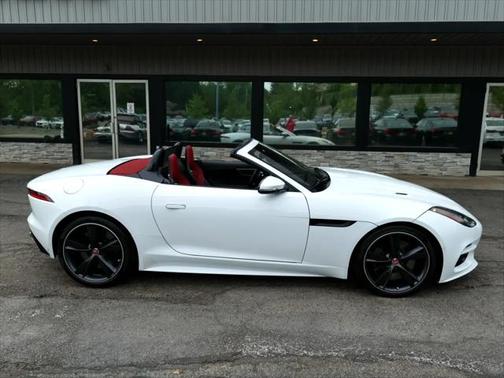 2019 Jaguar F-TYPE R