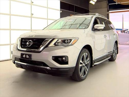 2018 Nissan Pathfinder Platinum
