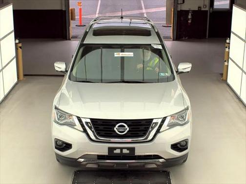 2018 Nissan Pathfinder Platinum