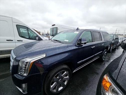 2019 Cadillac Escalade ESV Premium Luxury