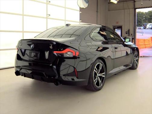 2024 BMW 230 i xDrive