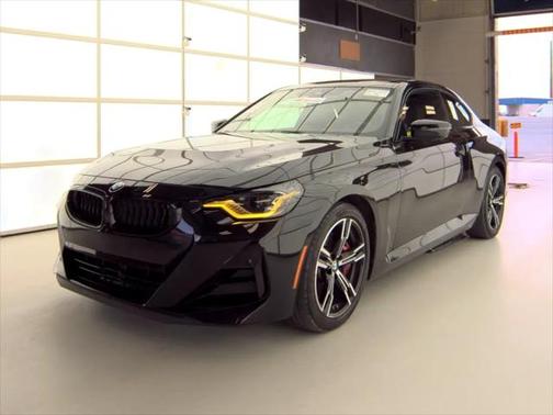 2024 BMW 230 i xDrive