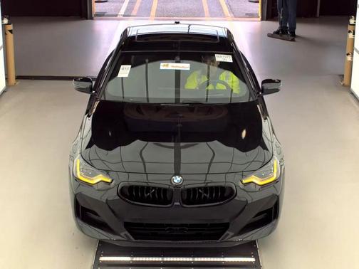 2024 BMW 230 i xDrive