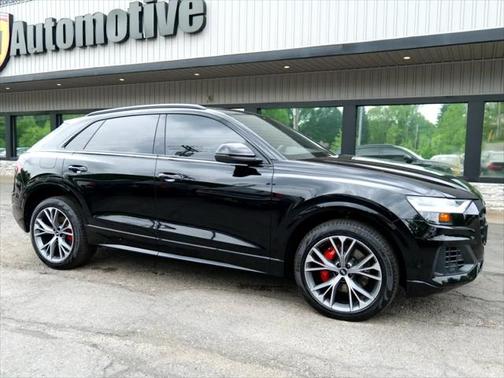 2021 Audi Q8 55 Premium