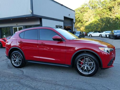 2018 Alfa Romeo Stelvio Ti Sport