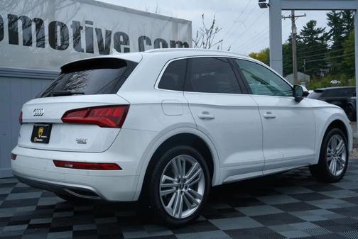 Ibis White 2018 Audi Q5 2.0T Tech Premium