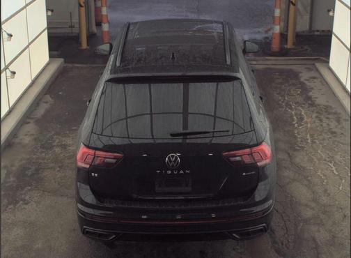 2022 Volkswagen Tiguan 2.0T SE R-Line Black 4MOTION