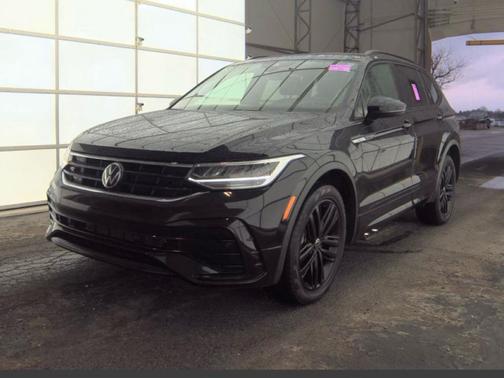 2022 Volkswagen Tiguan 2.0T SE R-Line Black 4MOTION