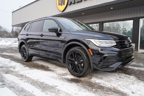 2022 Volkswagen Tiguan 2.0T SE R-Line Black 4MOTION