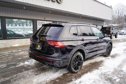 2022 Volkswagen Tiguan 2.0T SE R-Line Black 4MOTION