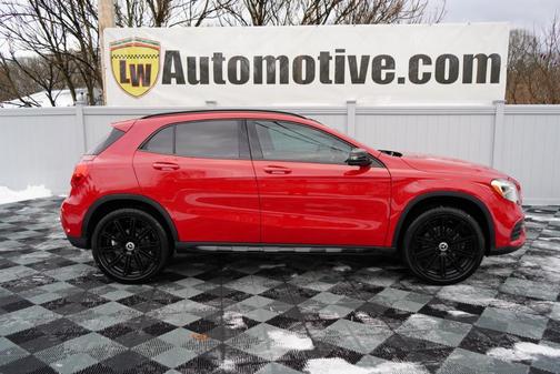 2018 Mercedes-Benz GLA 250 Base