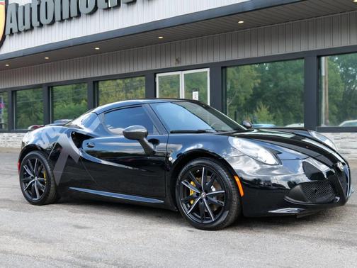 2016 Alfa Romeo 4C Base