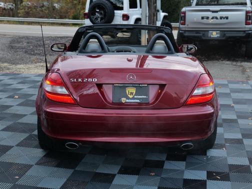 2006 Mercedes-Benz SLK-Class Base