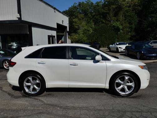 2011 Toyota Venza Base