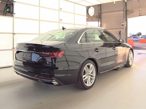 2023 Audi A4 45 S line Premium Plus