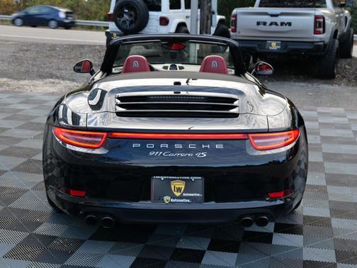 2015 Porsche 911 Carrera 4S Cabriolet
