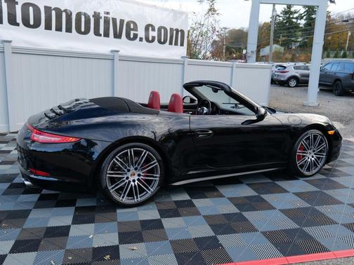 2015 Porsche 911 Carrera 4S Cabriolet