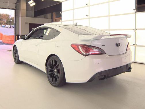 2016 Hyundai Genesis Coupe 3.8 Ultimate