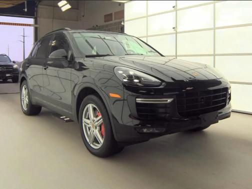 2015 Porsche Cayenne Turbo