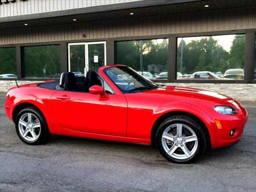 2006 Mazda MX-5 Miata Touring