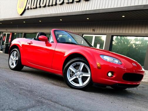 2006 Mazda MX-5 Miata Touring
