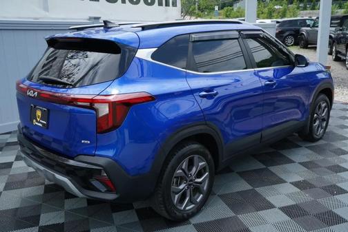 Neptune Blue 2024 Kia Seltos S