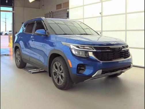 Neptune Blue 2024 Kia Seltos S